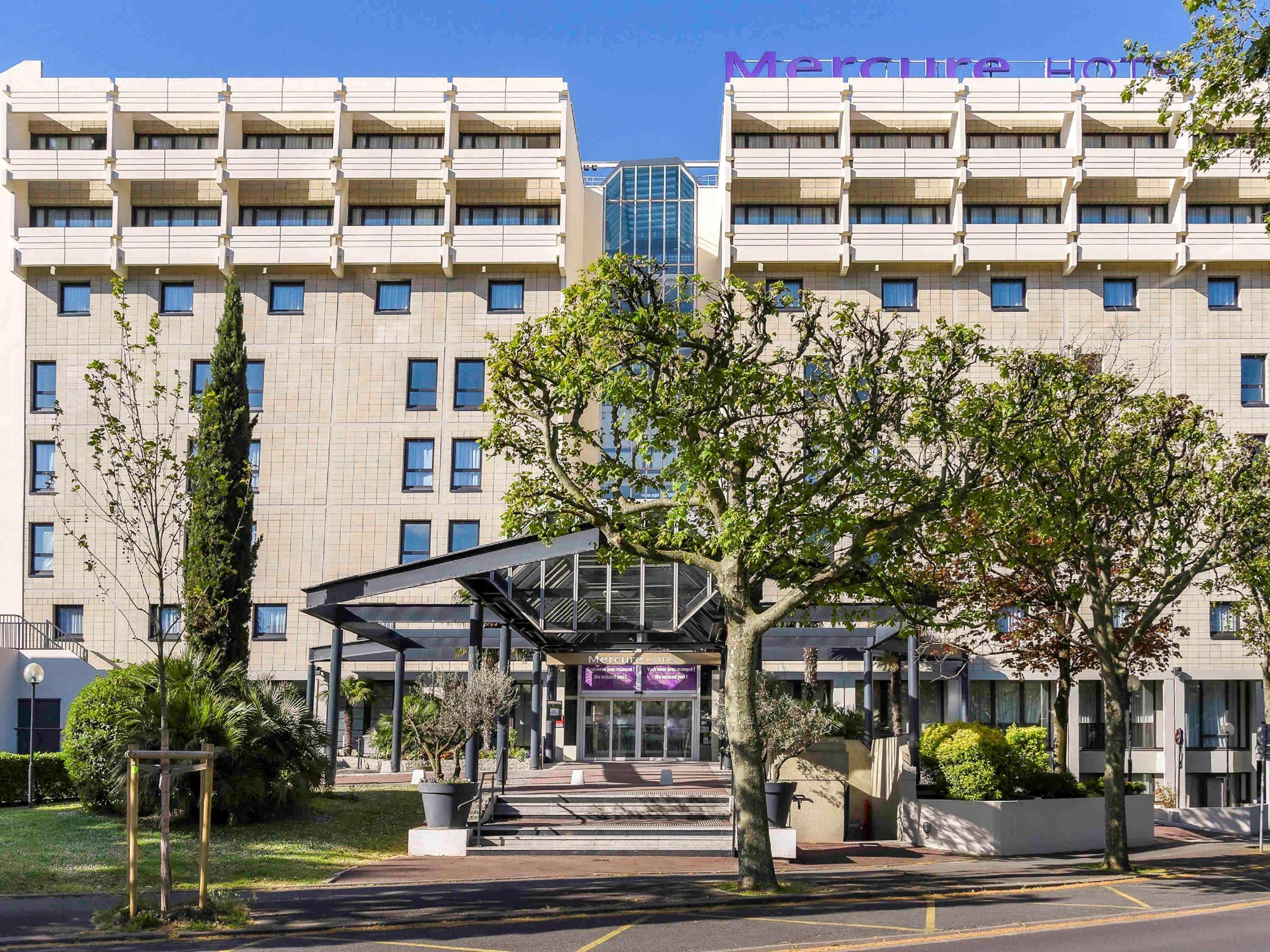 Hotel Mercure Paris Porte De Versailles Expo Vanves Exterior foto